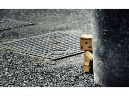 જાપાની આર્ટિસ્ટની કમાલ બોક્સમાંથી બનાવ્યો રોબોટ