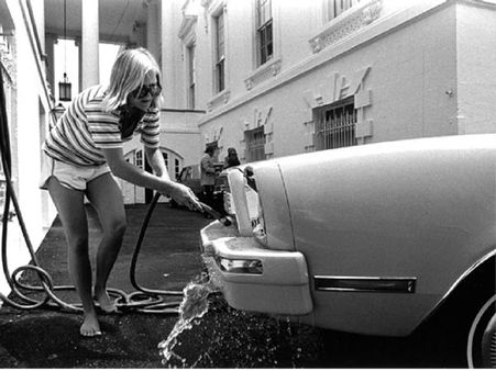 જાણો, ગરમીમાં કેવી રીતે કરશો તમારી કારની સફાઇ