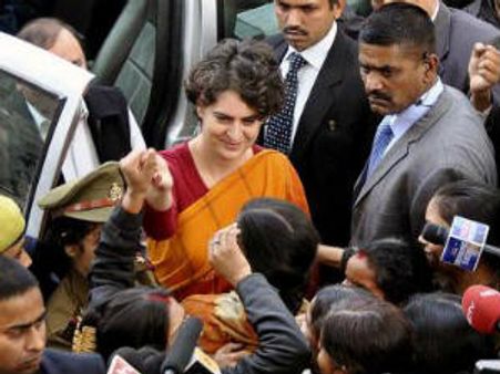 મિશન 2014: રાયબરેલીમાં પ્રિયંકા પર દાવ લગાવશે કોંગ્રેસ!