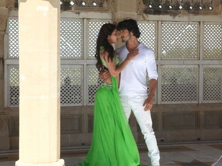 પૂજા ચોપરાની અદાઓ પૂજા ચોપરાની અદાઓ