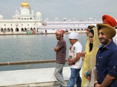 વીણા મલિકે ગુરુદ્વારામાં માથું ટેકવ્યું