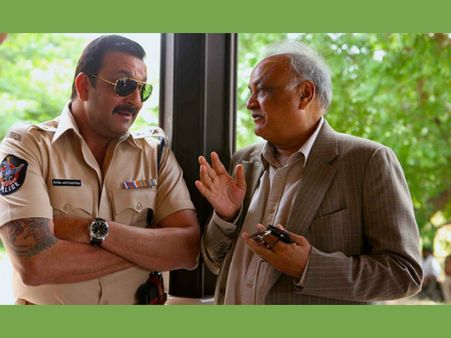 કંઇક મૂડમાં લાગે છે સંજય દત્ત