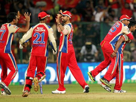 IPL-6: રોમાંચક મુકાબલામાં બેંગલોરે મુંબઇને આપી માત