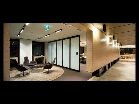 વિશ્વની સૌથી મોટી ઓડિટ કંપનીની તસવીરી ઝલક