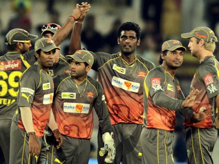 આઇપીએલ-6: સનરાઇઝર્સ સામેના 'યુદ્ધ'માં વોરિયર્સનો પરાજય