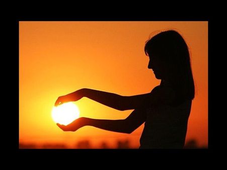 શું તમે આવા અસામાન્ય ફોટો એંગલ્સ પર અજમાવ્યો છે હાથ?