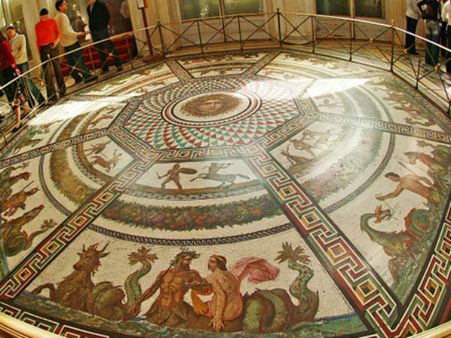 Pictures of world famous The Hermitage Musium of Russia