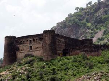 એક કિલ્લો જ્યાં સુરજ આથમતા જ જાગી જાય છે આત્માઓ