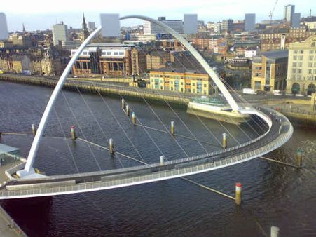 વિશ્વના આકર્ષક બ્રિજ જેને જોઇને તમે કહેશો વાહ!