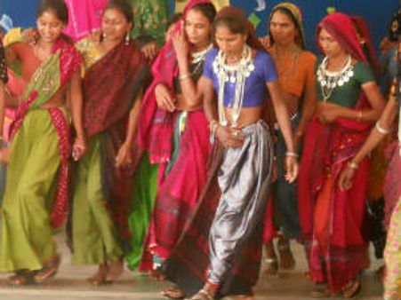 હવે ભારતમાં આદિવાસીઓની વસતી 10 કરોડ છે