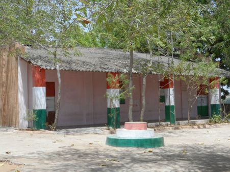 ડેસર ભયાવહ ભૂતકાળ ભુલાવી ઝંખે છે વિકાસનો પથ ડેસર ભયાવહ ભૂતકાળ ભુલાવી ઝંખે છે વિકાસનો પથ