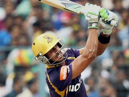 કાઠિયાવાડી 'સુપર પાવર'ના જોરે ગંભીર સામે જીત્યો ધોની