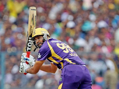 કાઠિયાવાડી 'સુપર પાવર'ના જોરે ગંભીર સામે જીત્યો ધોની