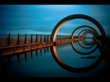 આને કહેવાય રિફ્લેક્શન ફોટોગ્રાફી આને કહેવાય રિફ્લેક્શન ફોટોગ્રાફી