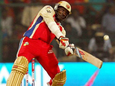 આઇપીએલમાં 'ક્રિસ' સુનામીઃ ગેઇલે ફટકારી ફાસ્ટેસ્ટ સદી