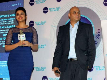 Pics : હસી તો ફસી માટે વજન નથી ઘટાડતી : પરિણીતી ચોપરા