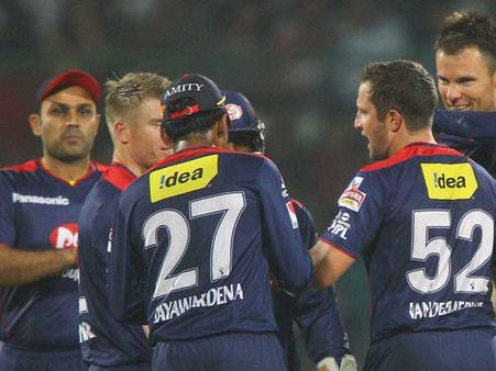 કિંગ્સ ઇલેવને ડેરડેવિલ્સને 5 વિકેટે આપી માત કિંગ્સ ઇલેવને ડેરડેવિલ્સને 5 વિકેટે આપી માત