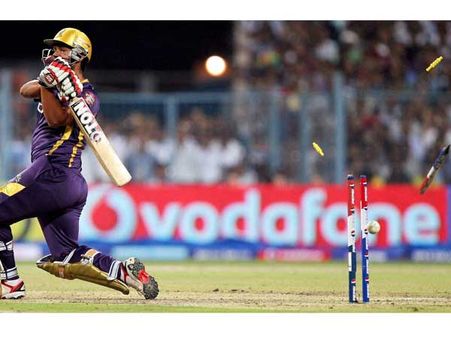 Mumbai Indians beat Kolkata Knight Riders