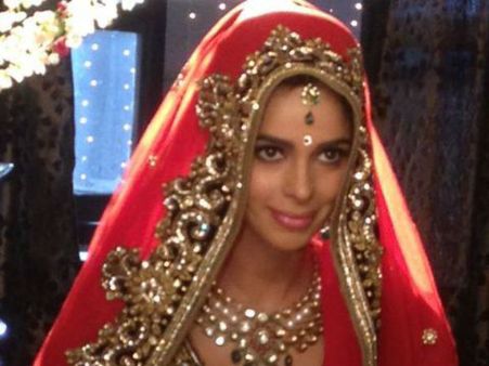 Pics : મલ્લિકાએ કહ્યું - દુલ્હન બનૂં મૈં તેરી...