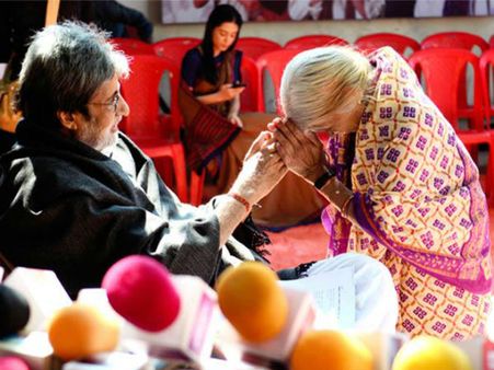 સત્યાગ્રહ ફિલ્મની તસવીરી ઝલક