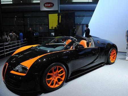 Photo : Powerful cars at Shanghai Auto Show 2013