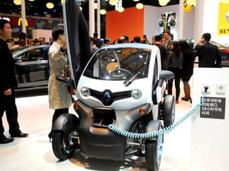 Photo : Powerful cars at Shanghai Auto Show 2013