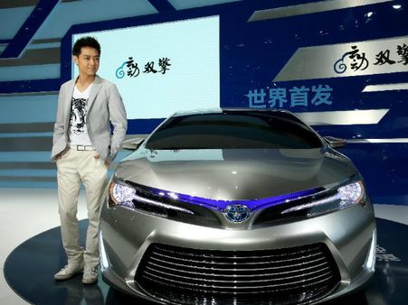 Photo : Powerful cars at Shanghai Auto Show 2013