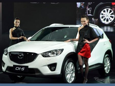 Photo : Powerful cars at Shanghai Auto Show 2013