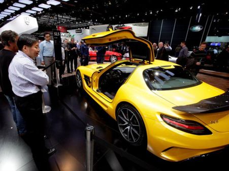 Photo : Powerful cars at Shanghai Auto Show 2013