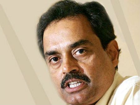 કેપ્ટન કૂલ ધોનીને લઇને દિલીપ વેંગેસ્કરે કર્યો મોટો ખુલાસો