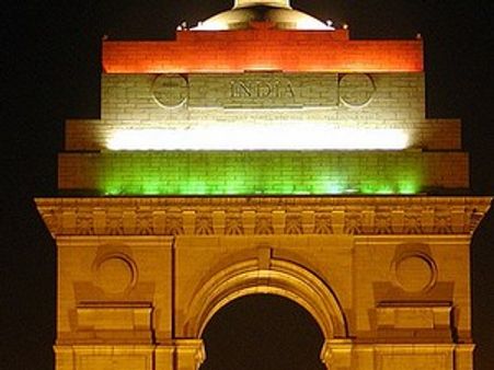 વિશ્વના સૌથી શક્તિશાળી દેશમાં ચીન બીજા ને ભારત આઠમાં ક્રમે