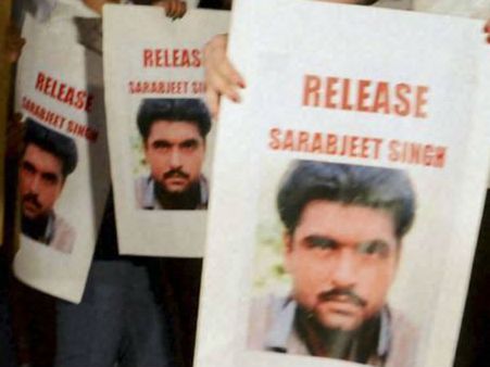 પાકિસ્તાનની જેલમાં હુમલો, સરબજીત કોમામા