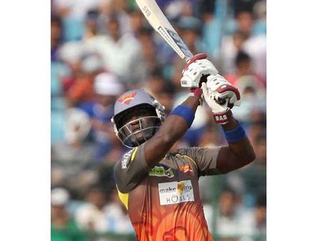 વોટસનના વાવાઝોડામાં ધોવાયું હૈદરાબાદ