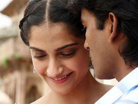 રાંઝણા ફિલ્મની તસવીરી ઝલક રાંઝણા ફિલ્મની તસવીરી ઝલક