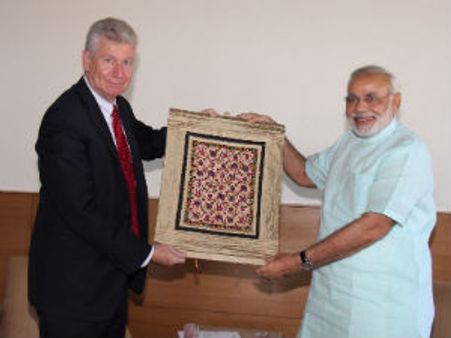 Photo: સ્વિત્ઝરલેન્ડ, કેનેડાના દૂતોએ મોદી સાથે કરી મુલાકાત