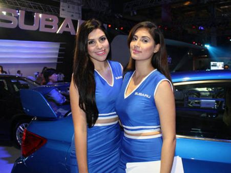 મનિલા ઇન્ટરનેશનલ ઓટો શોની હોટ બેબ્સ