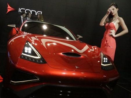 ચમકી ઉઠ્યું શાંઘાઇ હોટ ગર્લ્સ અને ફાયરબ્રાન્ડ કાર્સથી