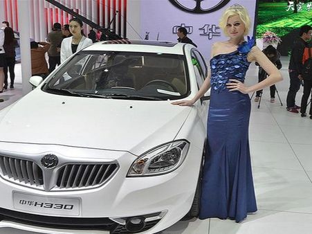 ચમકી ઉઠ્યું શાંઘાઇ હોટ ગર્લ્સ અને ફાયરબ્રાન્ડ કાર્સથી