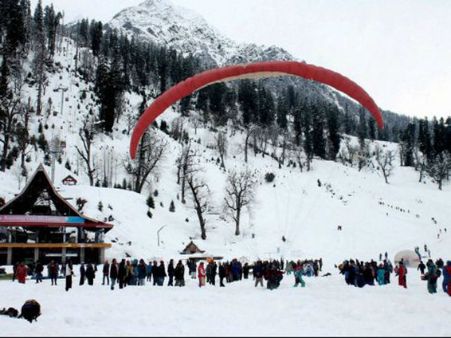 રોમેન્સ કરવા માટેનું પરફેક્ટ રોમેન્ટિક સ્થળ મનાલી 