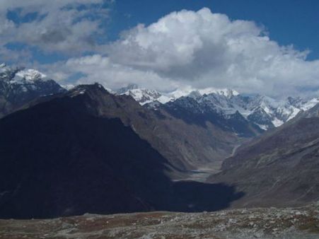 રોમેન્સ કરવા માટેનું પરફેક્ટ રોમેન્ટિક સ્થળ મનાલી 