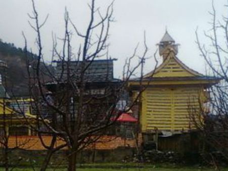 રોમેન્સ કરવા માટેનું પરફેક્ટ રોમેન્ટિક સ્થળ મનાલી 