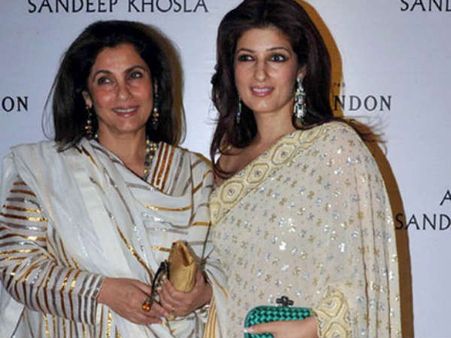 જુઓ સ્ટાર્સ લવિંગ મૉમ સાથે જુઓ સ્ટાર્સ લવિંગ મૉમ સાથે