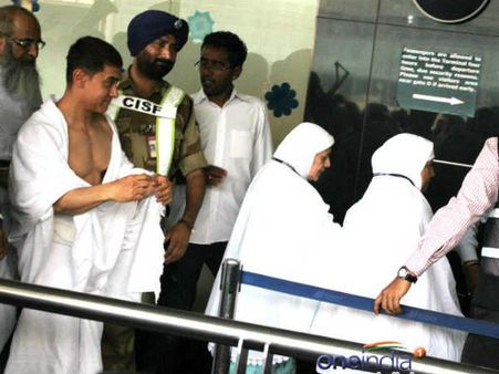 જુઓ સ્ટાર્સ લવિંગ મૉમ સાથે જુઓ સ્ટાર્સ લવિંગ મૉમ સાથે