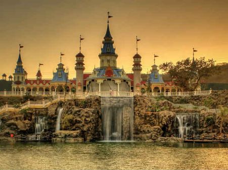 વેકેશનનું આકર્ષણ બન્યો છે આ થીમ પાર્ક વેકેશનનું આકર્ષણ બન્યો છે આ થીમ પાર્ક