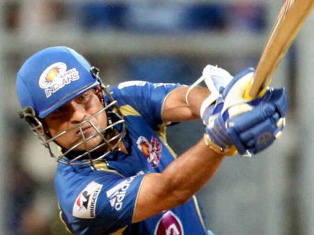 પોલાર્ડની સુનામીમાં ધોવાયું હૈદરાબાદ