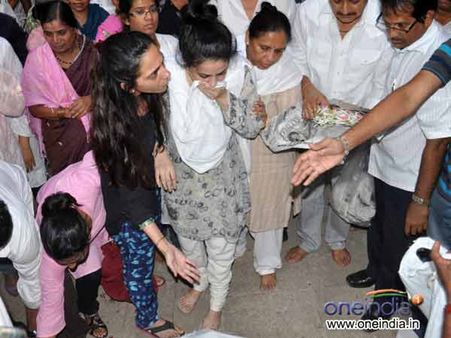 જગદીશ માલીને કાંધ આપતું બૉલીવુડ