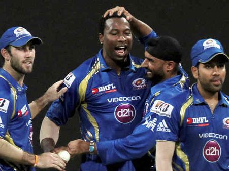 Pics : મુંબઇ રાજસ્થાનને 14 રને હરાવી બન્યું નંબર વન