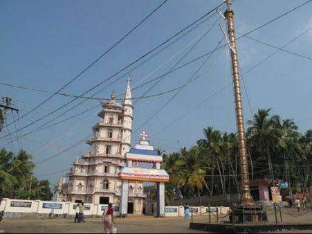 કેરળનું કોવલમ, અહી આવી કરો નેચરની ગોદમાં મોજમસ્તી