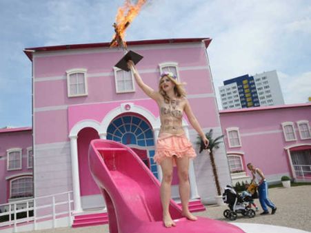 બાર્બીડોલની સપનાની દુનિયાની મસ્તી