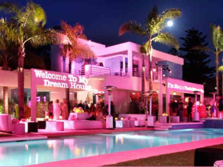 બાર્બીડોલની સપનાની દુનિયાની મસ્તી